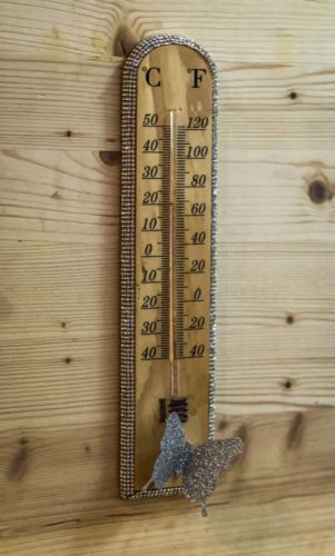 D-Thermometer - erforderliche Temperatur am Anfang 28 °C - Sauna inkludiert
